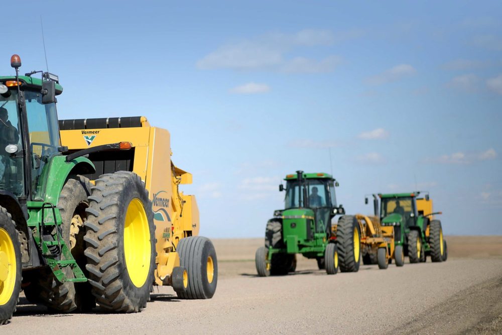 Building a Custom Hay Operation? Here Are 4 Tips To Help You Succeed